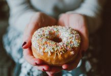 Guide to Knoxville Donut Shops
