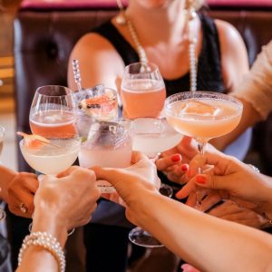 Best Craft Cocktail Spots in Knoxville