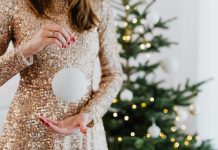 8 Secrets to Create a Hallmark-Inspired Christmas Tree