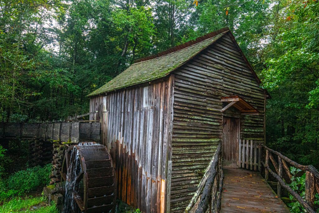 Townsend: A Guide To The Peaceful Side Of The Smokies