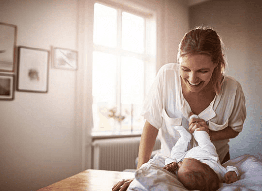 New Motherhood: I'm Lonely And That's Ok