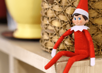 Elf on the Shelf Downtown Knoxville Scavenger Hunt