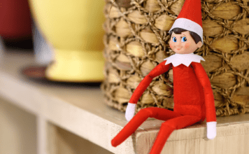 Elf on the Shelf Downtown Knoxville Scavenger Hunt