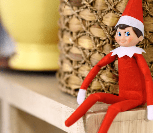 Elf on the Shelf Downtown Knoxville Scavenger Hunt