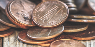 Pinching Pennies Around The Holidays 