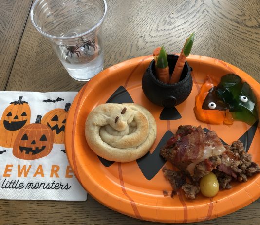 Halloween-Themed Dinner Ideas :: Updated Edition