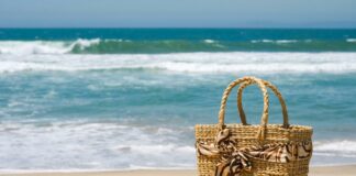 My Top 10 Pool/Beach Bag Essentials