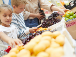 From Farm To Fork: Enjoy Knoxville’s Farmers Market With Your Little Foodies