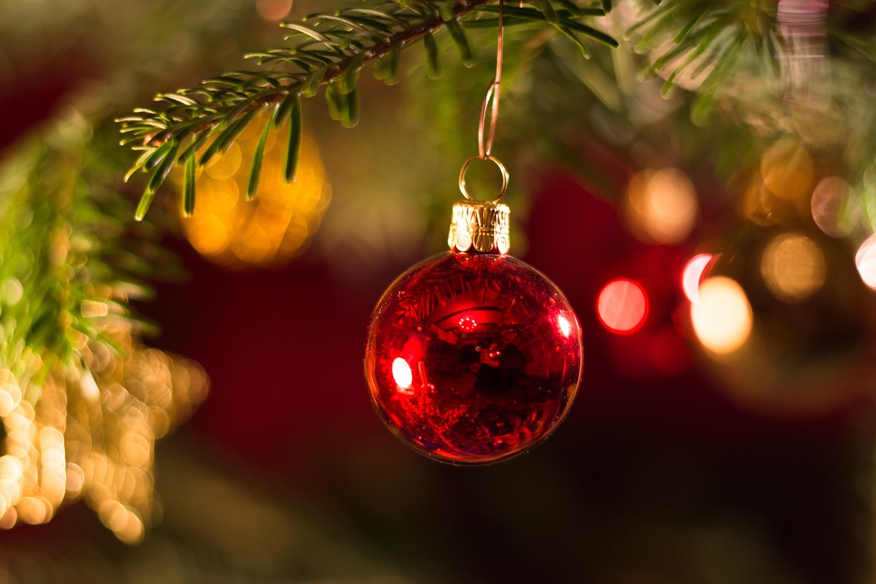 6 Reasons To Decorate For Christmas Now